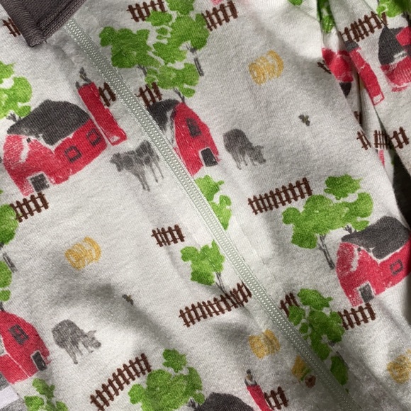 Burt’s Bees Farm Pajamas 12mo - Picture 3 of 5